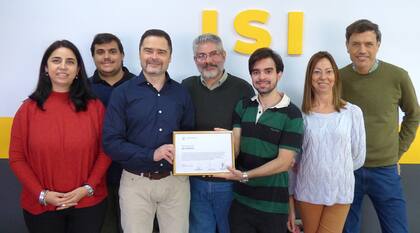 Equipo de la UTN Santa Fe que desarrolló el “Sistema de Marcado Estructural de Código Fuente para Programadores con Discapacidad Visual” (SIMAE)