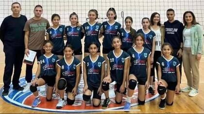 Equipo de voleibol del Colegio de Educación Turca de Famagusta