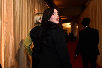 “Era alguien a quien también conocía desde hacía años; nunca más supe de él. Nunca. No me lo podía creer”, reveló Billie Eilish (Photo by Valerie Macon / AFP)