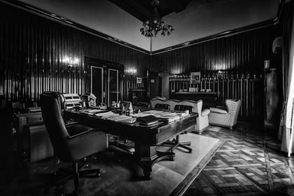 “Era un hombre entregado en cuerpo y alma al diario.”, afirma Álvaro Abós, escritor y biógrafo de Botana.