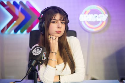 “Eran todas fotos robadas de Instagram de amigas mías, de él e incluso de mi hermana de 14 años”, recuerda Clara.