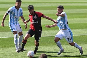 Atlético Tucumán tomó nota de que está para cosas importantes: le ganó a Newell's en Rosario 2-1