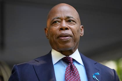 Eric Adams se defendió de las acusaciones de estafa tras el lanzamiento de NYC Token