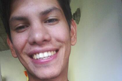 Edgardo Ramirez, uno de los dos mozos, también se infectó