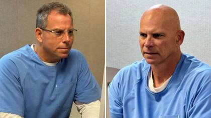 Erik (izq.) y Lyle Menéndez durante su comparecencia ante las juntas de libertad condicional