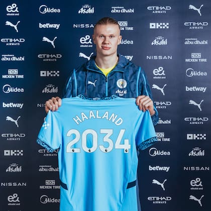 Erling Haaland renovó contrato por diez años con Manchester City