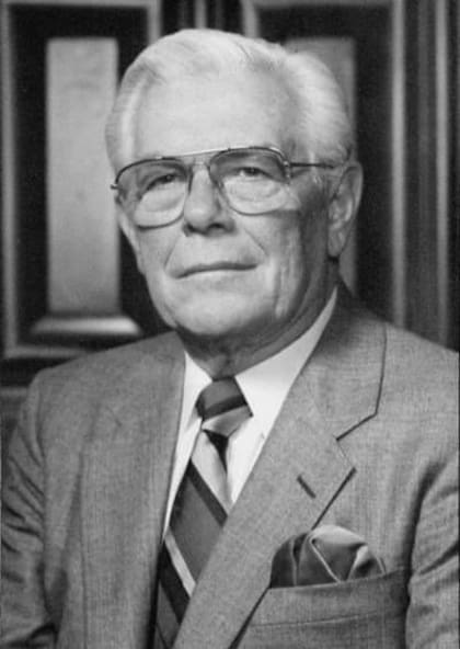 Ermal Cleon Fraze, inventor de la tapa de apertura fácil para latas