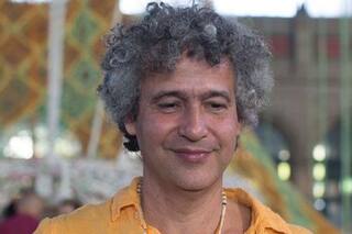 Ernesto Neto: Tal vez nuestra extinción sea parte de la gran sinfonía cósmica