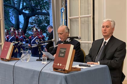 Ernesto Spangenberg y Miguel Crotto, en la presentación del libro celebrada en el Jockey Club