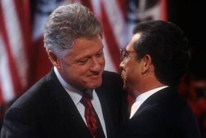 El expresidente de EE.UU. Bill Clinton, echó a andar el Tratado de Libre Comercio de América del Norte con México y Canadá.