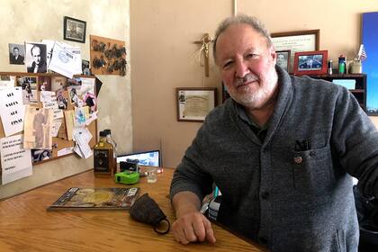 Ernie Scarano. Hizo cuatro donaciones a la campaña de Joe Biden.