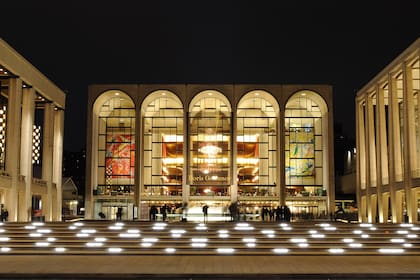 Es el mayor teatro de ópera del mundo, con capacidad para 3800 personas 