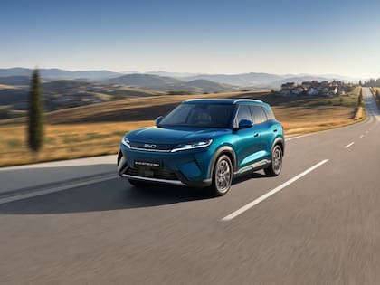 Es el primer modelo de BYD con el Asistente Google integrado