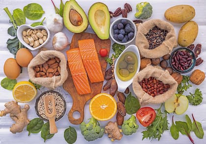 Es fundamental que en todas las comidas se incluya un alimento fuente de cada macronutriente, según la Nutricionista