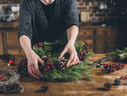 Es importante alternar materiales para dar volumen y mejorar el acabado artesanal