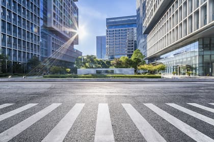 Es importante conocer los reglamentos de los edificios, ya que algunos permiten ofrecer cocheras en alquiler para cualquier inquilino, pero otros solo habilitan el uso de cocheras para los habitantes del edificio