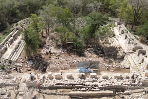 Es la primera vez que se localizan conjuntos habitacionales en esta estructura histórica de origen maya