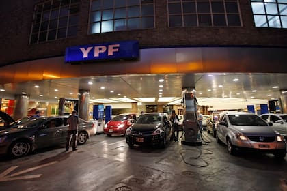 YPF aumentó hoy el precio de sus naftas un ,5%