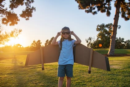 Es muy importante dejar volar la imaginación de nuestros chicos sin ser nosotros sus “pisa brotes"