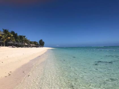 Es un destino ideal tanto para quienes buscan relajarse en aguas tranquilas como para los aficionados al kitesurf y al windsurf, gracias a los fuertes vientos constantes (Foto: Gentileza Big 7 Joy)