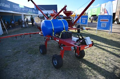 Es un sistema de erradicación de malezas, a través de la detección y pulverización selectiva