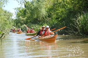 Es una forma de redescubrir la tranquilidad en medio del movimiento, en un entorno que invita a desconectar