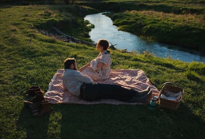 Es una película dramática estadounidense de 2025 dirigida por Clint Bentley y protagonizada por Joel Edgerton y Felicity Jones