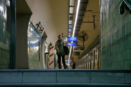 Esatción 9 de Julio de la Línea D, foto de Mirta Rapetti