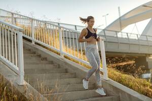 Pero en la ciudad: escaleras, rampas, bicicleta y fuerza, claves para prevenir lesiones