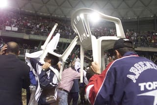 A 20 años. Papelón: Argentina, Chile y la serie de los sillazos en la Copa Davis