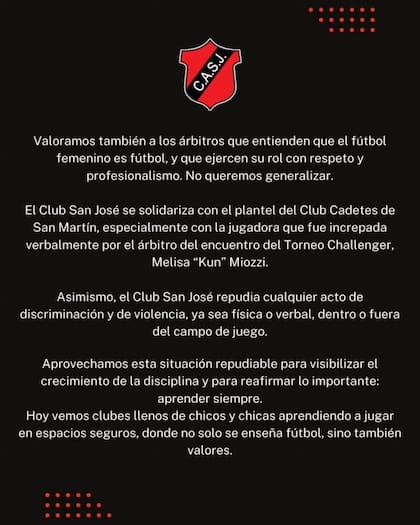 Escándalo en Mar del Plata: acusan a un árbitro de insultar a una futbolista.