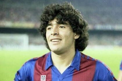 Diego Maradona vistiendo la camiseta de Barcelona