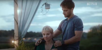 Escena de "Esta noche duermes conmigo" (Foto: Captura Netflix)