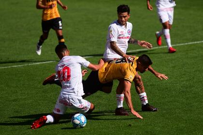 En La Plata, la diferencia entre Estudiantes y Argentinos Juniors fue el golazo de Batallini