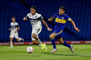 Sebastián Domínguez, lapidario con Boca: "Como equipo, no funciona"