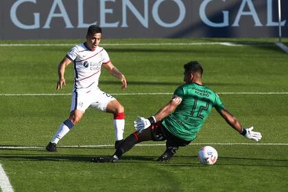 Escena del partido que disputan San Lorenzo y Patronato