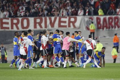 Escena del superclásico entre River Plate y Boca Juniors.
