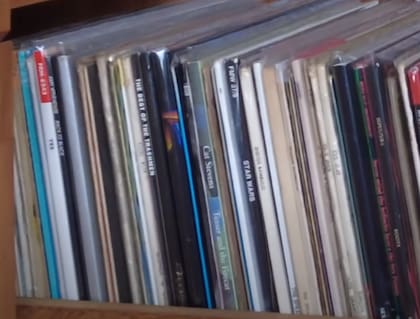 Listening to vinyl instead of using Spotify or Apple Music is a habit that indicates that a person is already aging