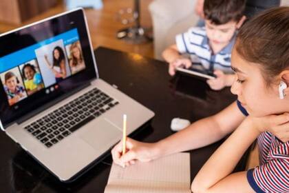 Escuelas, universidades y el entrenamiento de empresas se trasladó al área virtual por el virus