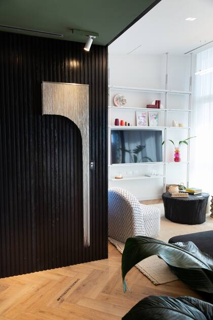 Escultura de la artista Marcolina Dipierro