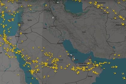 Espacio areo de Oriente Medio, 3 de marzo, 1:30 p. m. (Flightradar24)