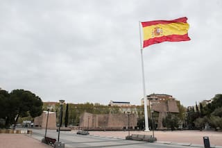 España bloquea los mercados de predicción Polymarket y Kalshi por carecer de licencia de juego