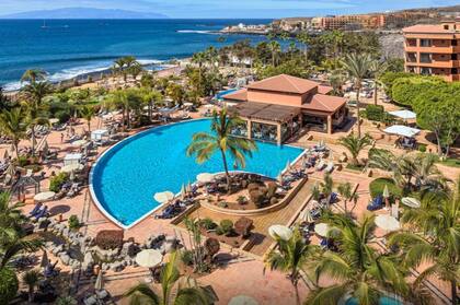España: cientos de turistas, encerrados en un hotel de Canarias ante un posible caso de coronavirus