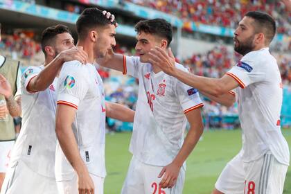 España consiguió el pasaje a los octavos de final con su goleada sobre Eslovaquia por la Eurocopa 2020.