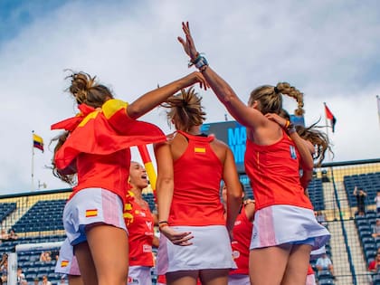 España ganó ocho veces el Mundial femenino de Pádel y alcanzó a la Argentina