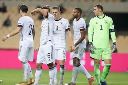 No lo pueden creer. Los jugadores alemanes recibieron un duro golpe que quedará en la historia