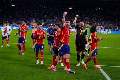 España le ganó a Italia, campeona defensora, y ya se metió en la próxima instancia de la copa