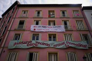 España multa a Airbnb con US$75 millones por alquileres turísticos sin licencia