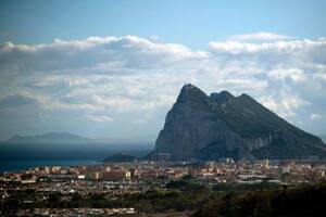 España reclama la soberanía política de Gibraltar a Reino Unido