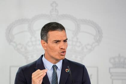 "No podemos permitir que la pandemia vuelva a adueñarse de nuestra vida", dijo Sánchez